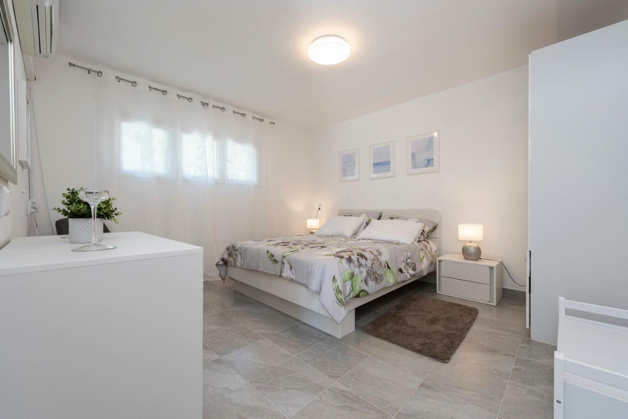 Villa Maslenica Jasenice  Luaran gambar
